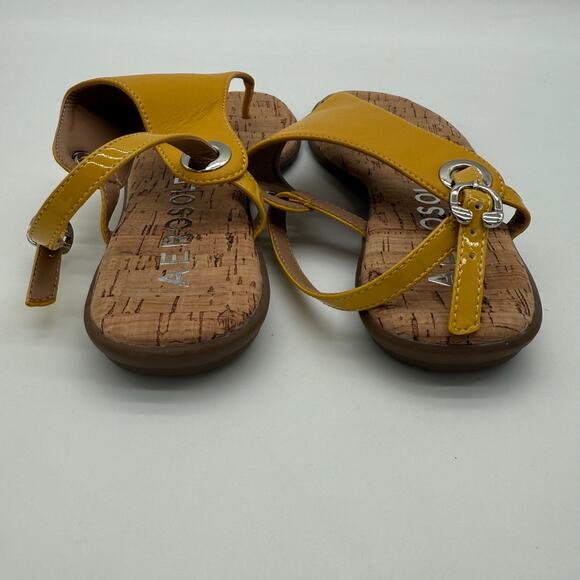 Aerosoles Conclusion Comfort Casual Cushion Cork Flat Yellow Thong Sandal NWOB 7 - Picture 2 of 7